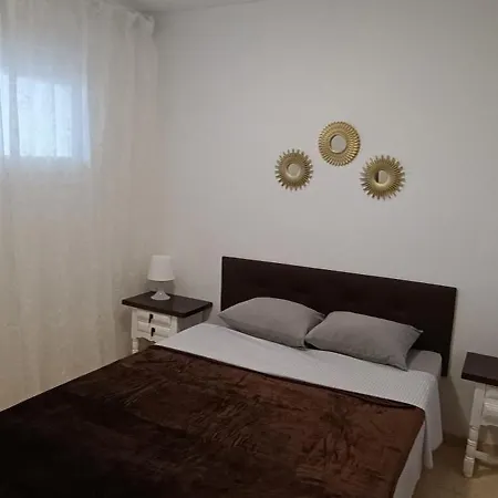 Mercurio Mar Apartment *