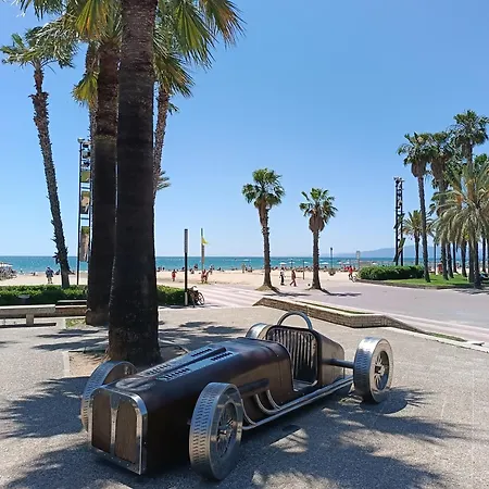 アパート Mercurio Mar サロウ